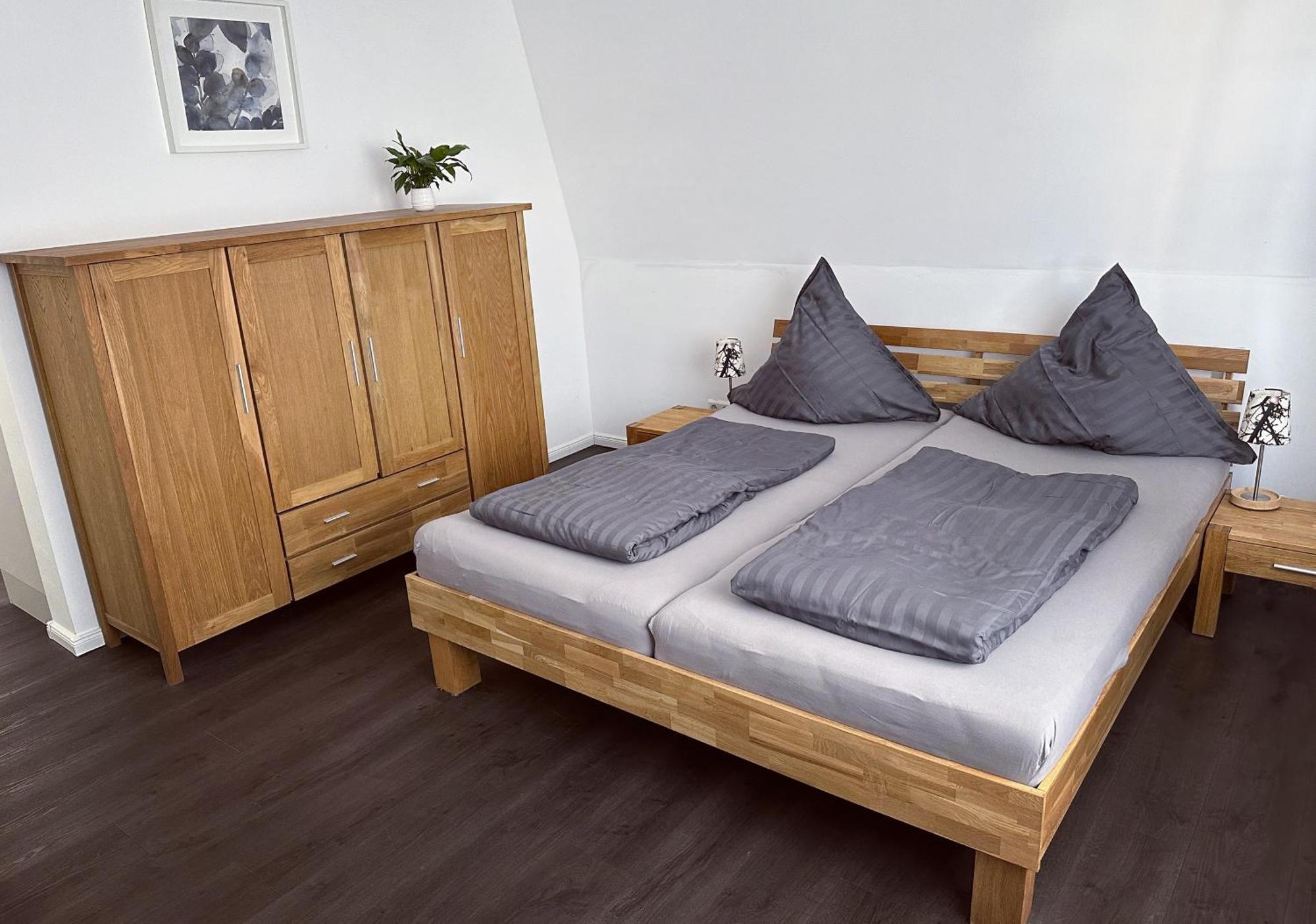 Apartment Kirschbluete2 Norden Room photo